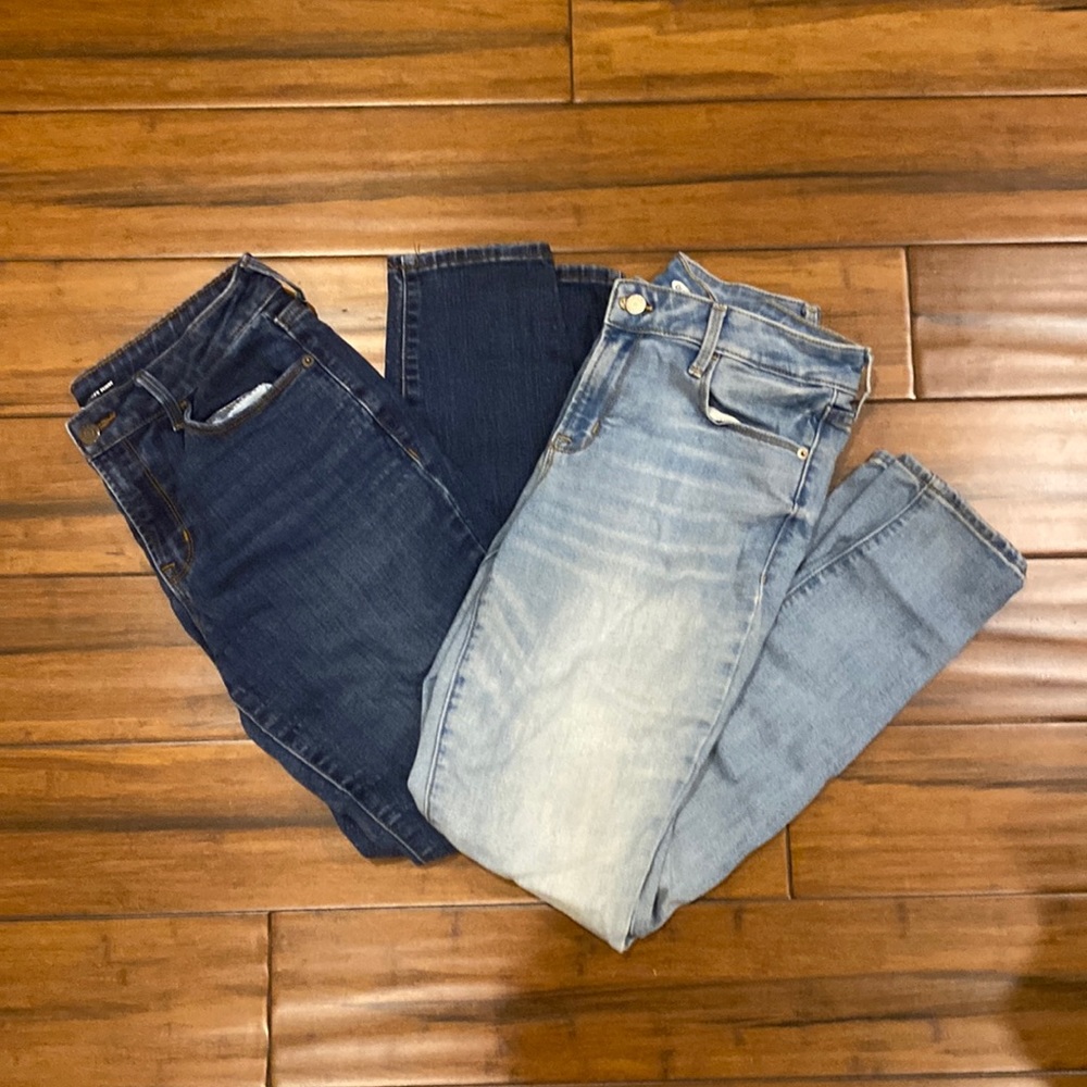 2 pairs of Old Navy Skinny Jeans
